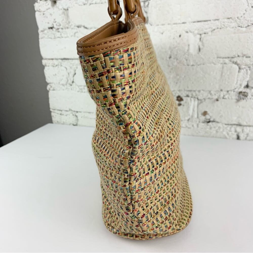 Fossil Vintage Wooden Handle Rainbow Multicolored Woven Rattan Straw Tote - Picture 5 of 15